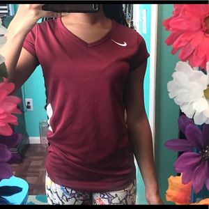 Women’s Nike shirt